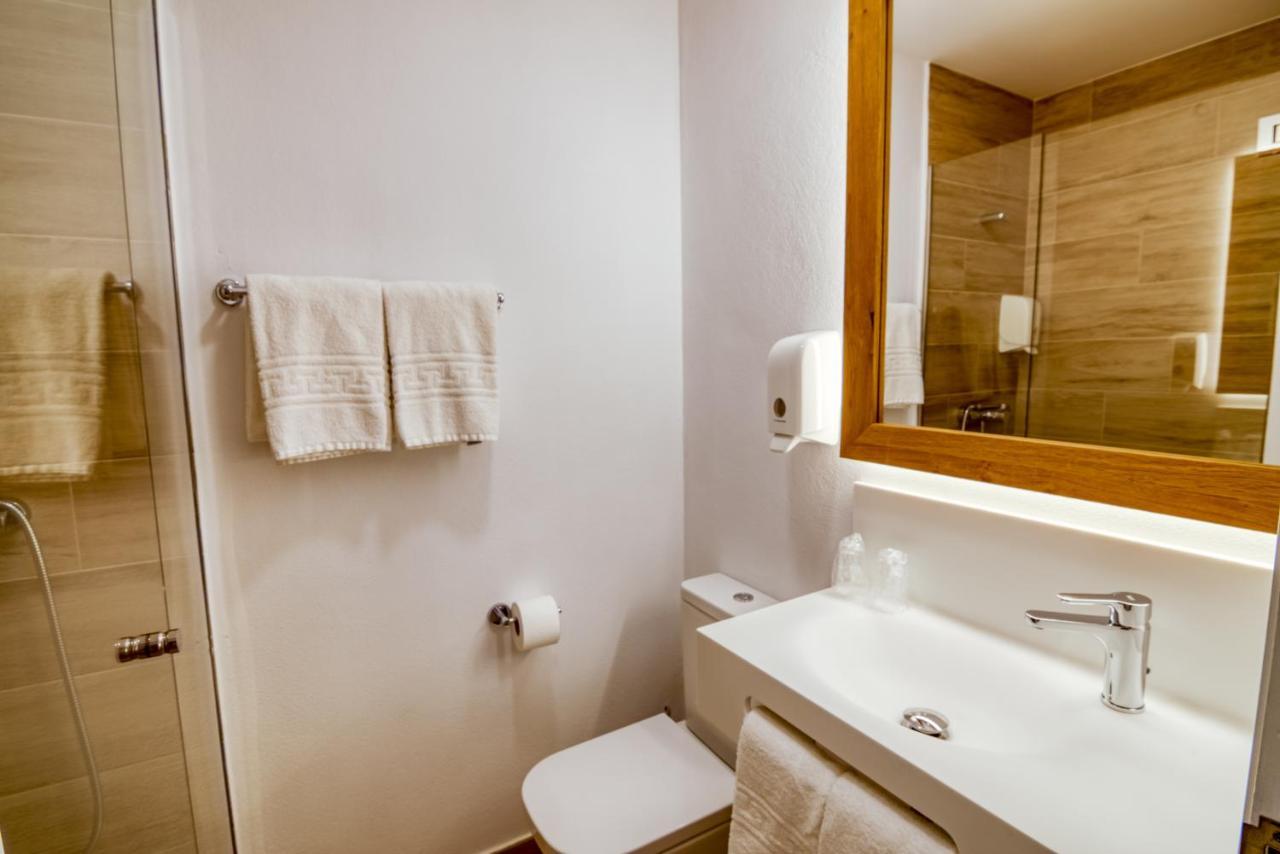 Hostal La Isla Mahón Eksteriør bilde
