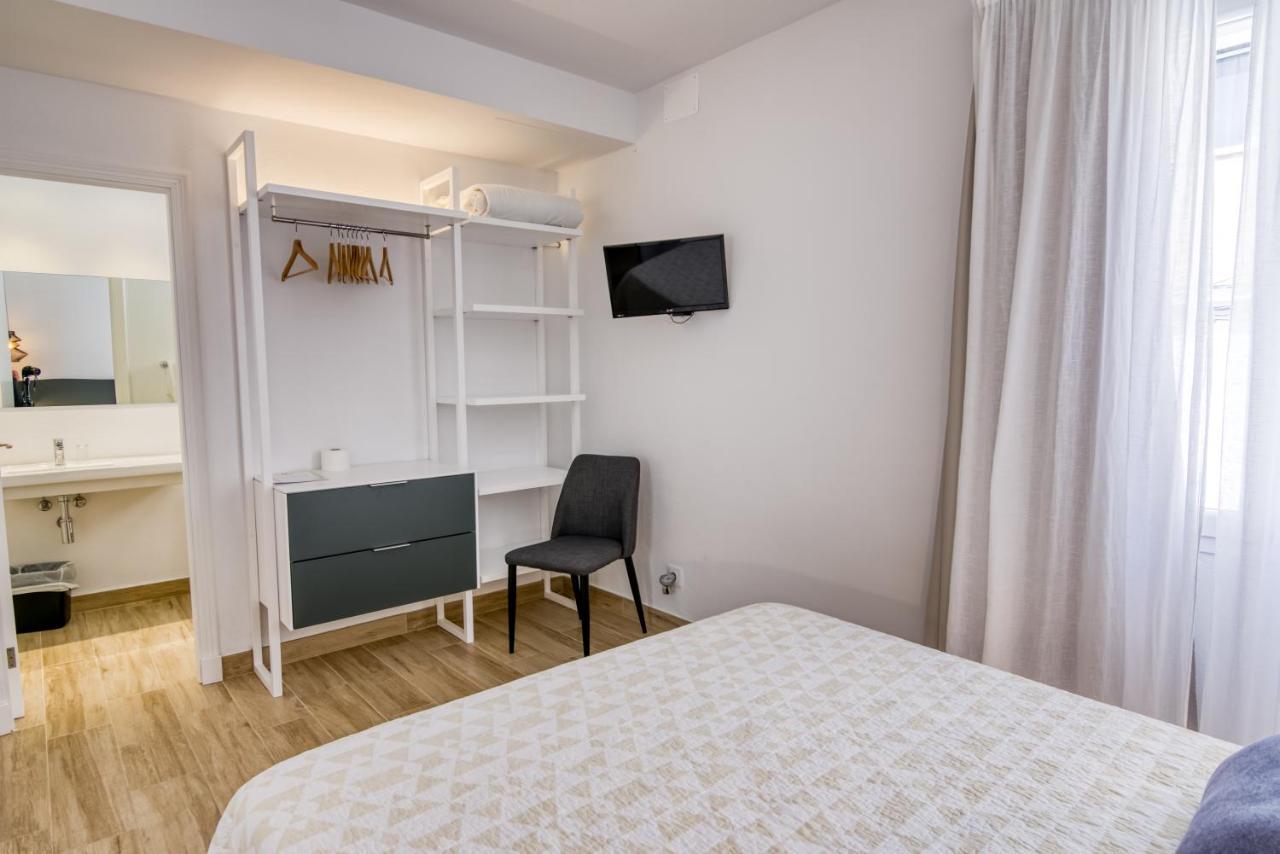 Hostal La Isla Mahón Eksteriør bilde