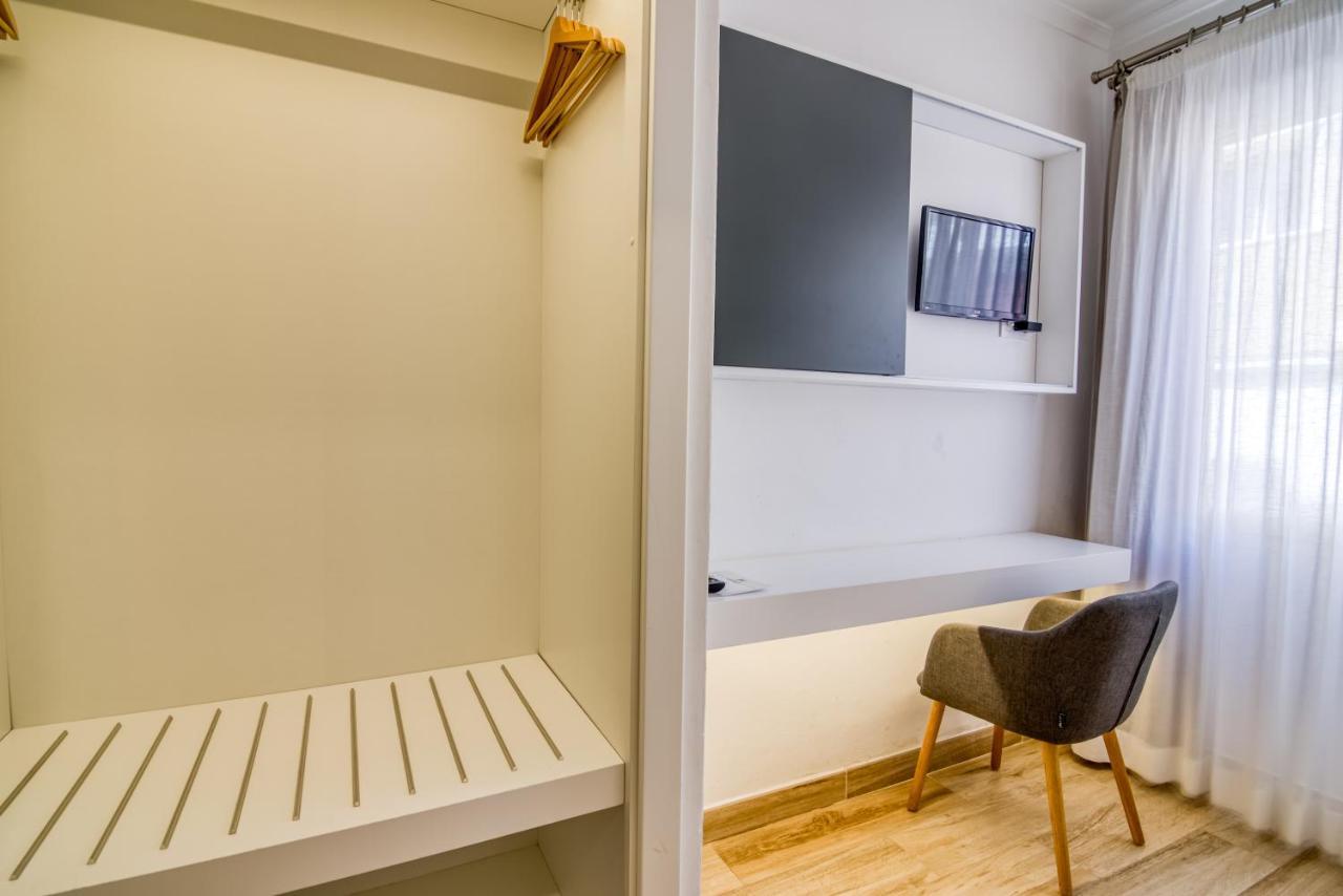 Hostal La Isla Mahón Eksteriør bilde